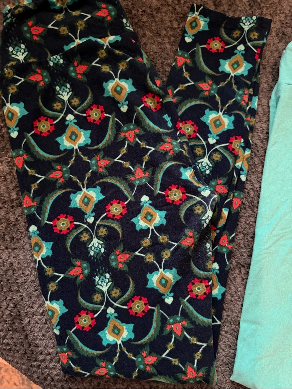 LN Women’s OS Turquoise Green Matching Print Leggings - Comfortable Everyday